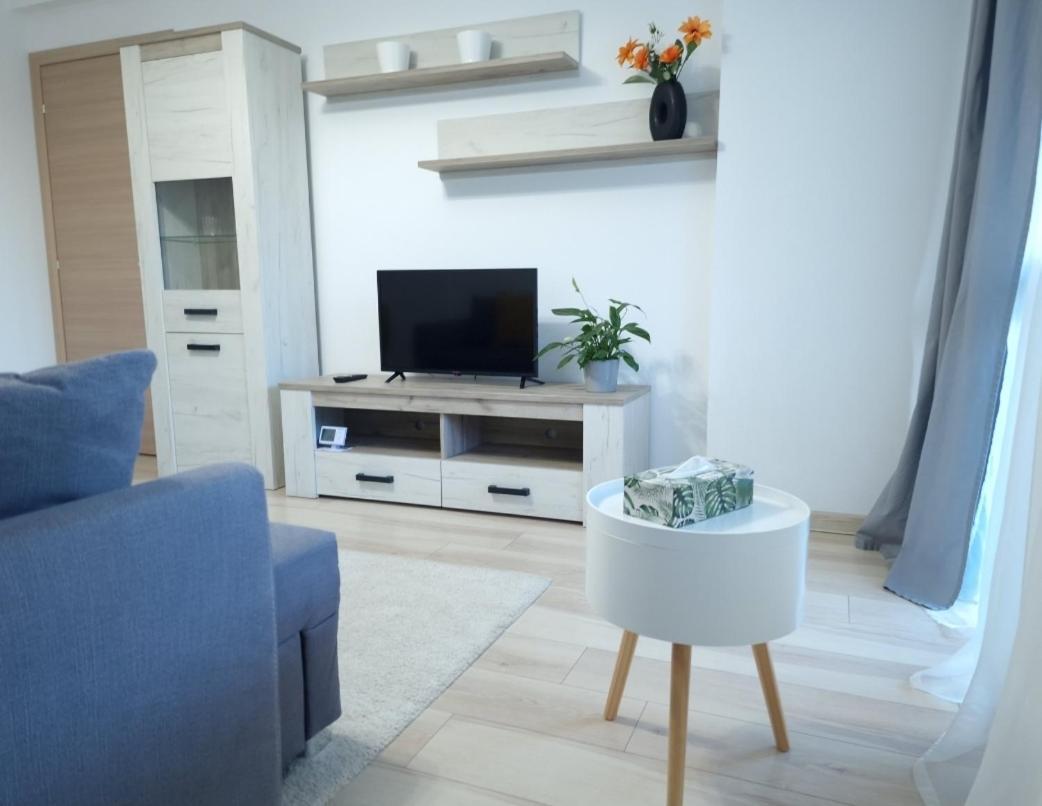 Amazing Apartament With Garden Bucharest Airport Self Check-In!! Otopeni Exterior foto